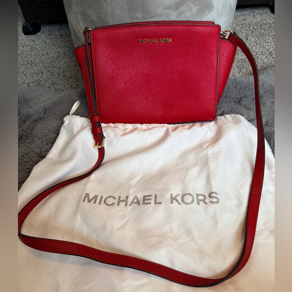 Michael Kors Scarlet Crossbody Bag